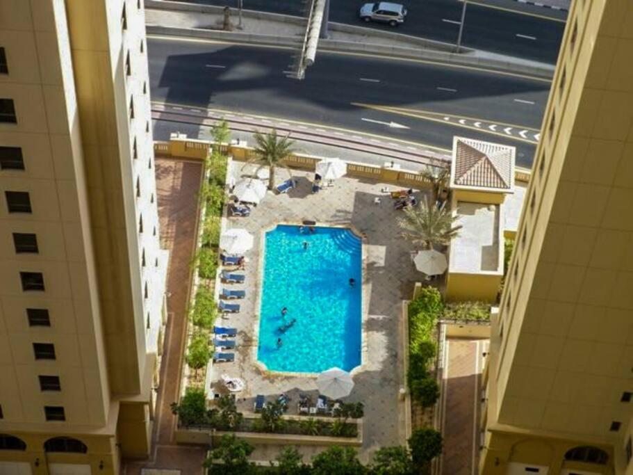La Buena Vida Holiday Homes - Beach Front Very Spacious, Luxe And Modern 3 Bedroom With Full Kitchen In Jbr , 3 Min To The Jbr Beach Dubai Marina And Tram Station Exterior foto