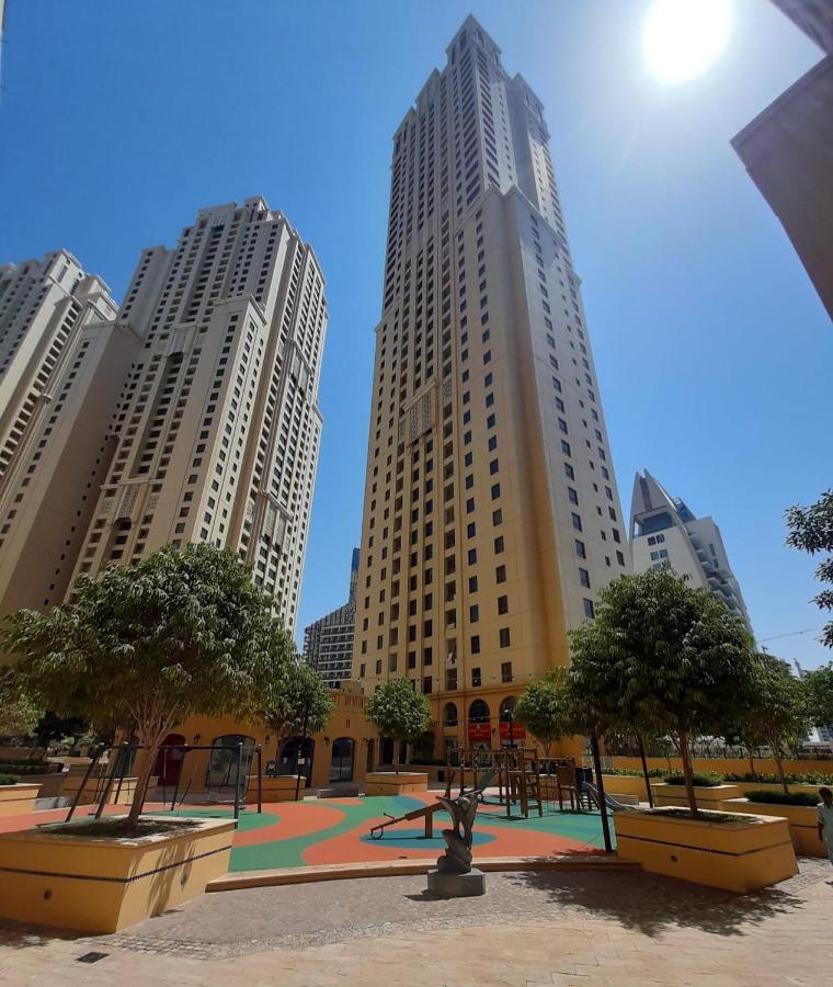 La Buena Vida Holiday Homes - Beach Front Very Spacious, Luxe And Modern 3 Bedroom With Full Kitchen In Jbr , 3 Min To The Jbr Beach Dubai Marina And Tram Station Exterior foto